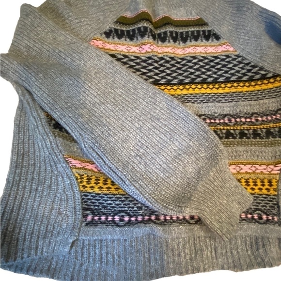 𝅺ECOTE Urban Outfitters Size Medium Boho Aztec Sweater With Balloon Sleeves - Picture 4 of 7